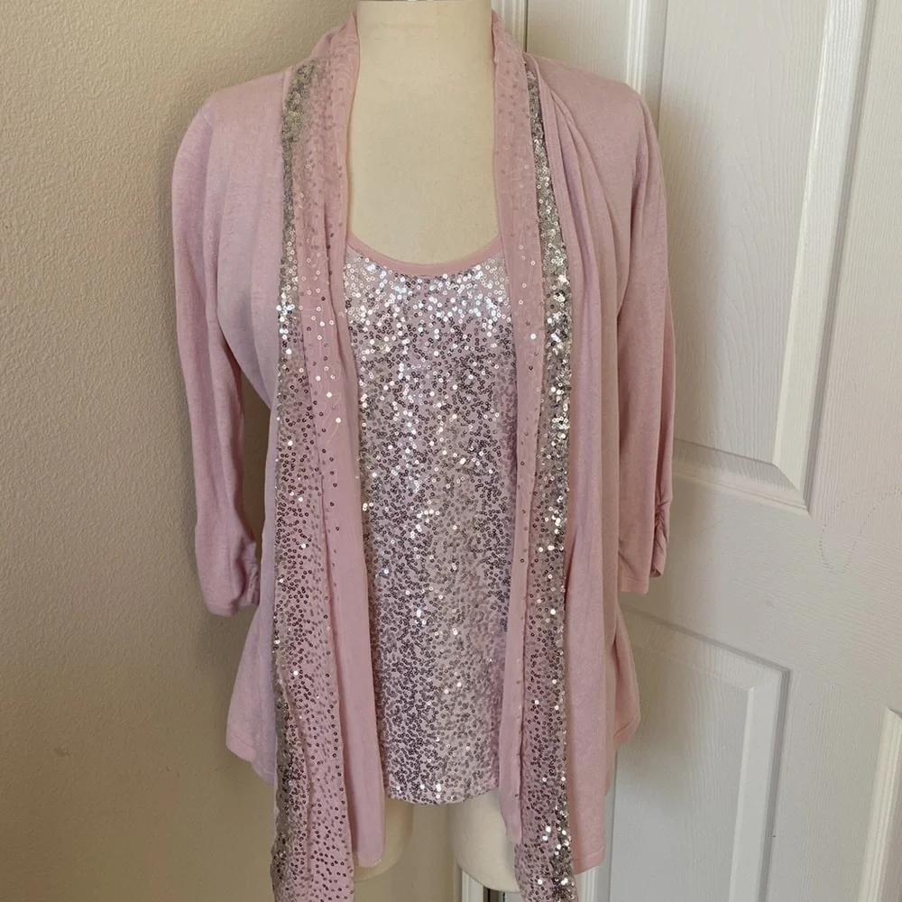 White House Black Market Pink Sequin Top Size M - Picture 7 of 7